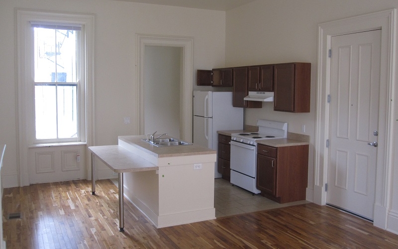 Abigail Apartments unit kitchen