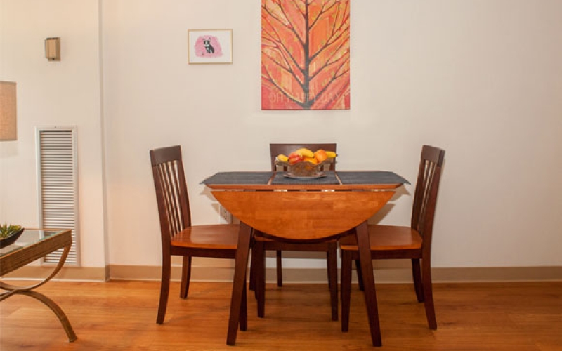 Kenmore Abbey unit dining room