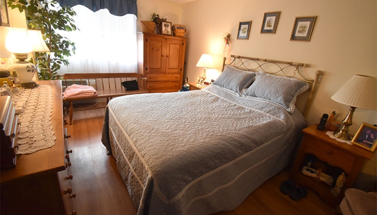 Riverview bedroom