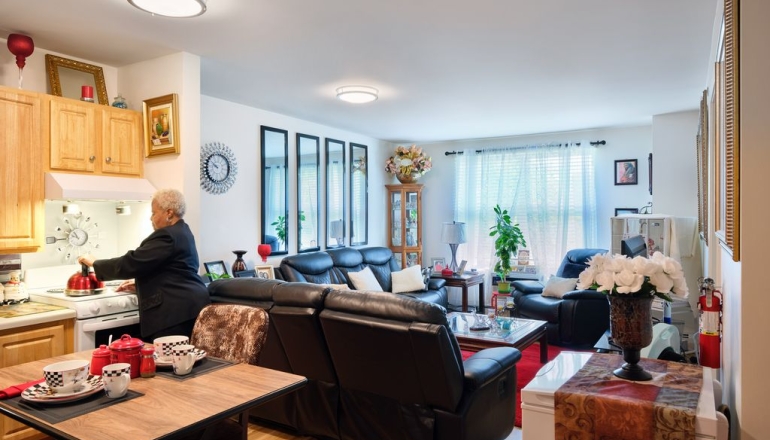 Living Room/Kitchen