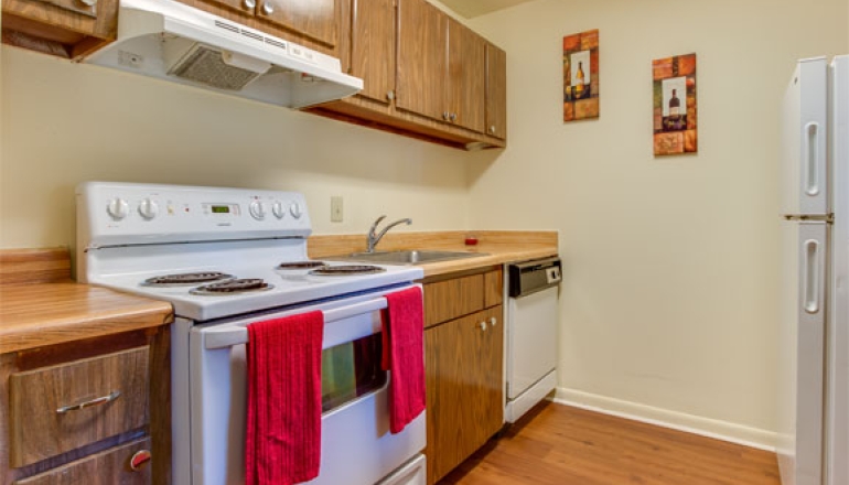 Middletowne Apartments unit kitchen