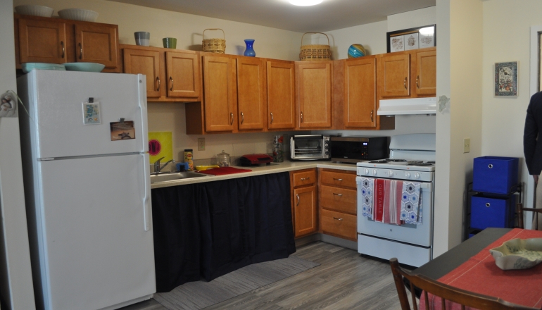 Beachwinds Apartments kitchen