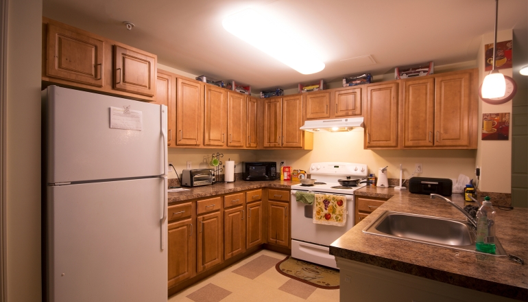 Meadowbrook Apartments unit kitchen