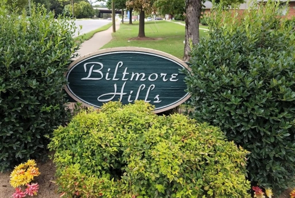 Biltmore Hills sign