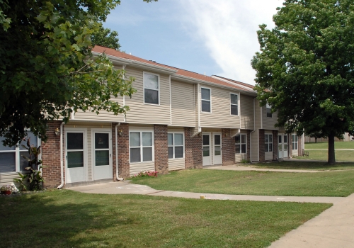 Prairie Plains Apartments